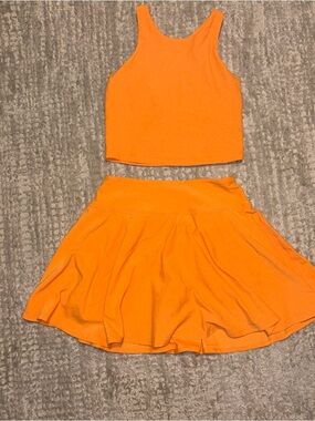 BEYOND YOGA Orange Spacedye Skirt Set